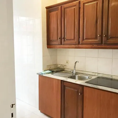 Clérigos Apartman *